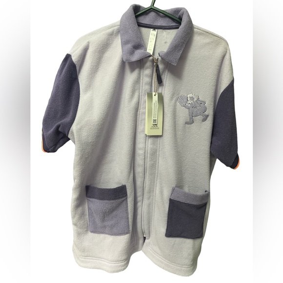 ADIDAS Basketball Hoop York City Shooting Shirt Purple New HE1262 /Women’s - Picture 4 of 8